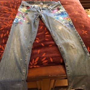 Original pair of Lucky Brand painted jeans size 8